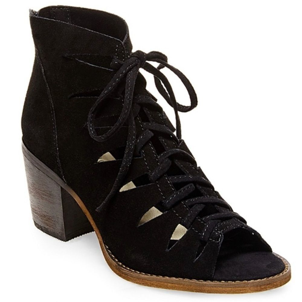 Soho cobbler basil black chunky heel shoes